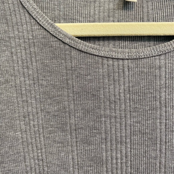 Madewell Grey Short Sleeve Shirt - Picture 4 of 4